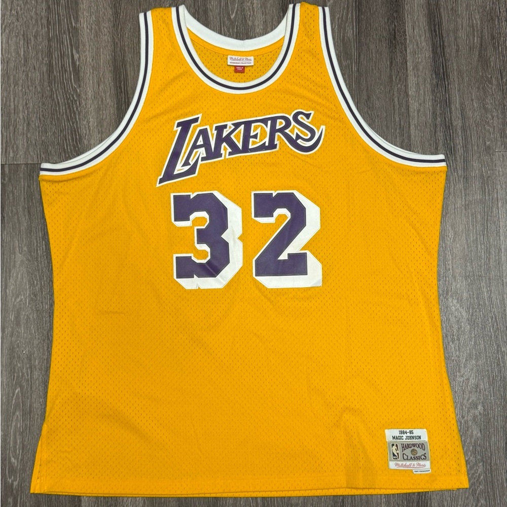 Mitchell & Ness Magic Johnson Lakers Jersey